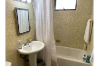 Tufts 2 Bed + Office - Free Parking
