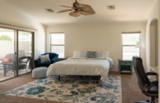 Airy Oasis Sleeps 8- Pool, Spa & Pool Table - Swimmingpools