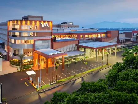 Mercure Garut City Center Отели в г. Garut Regency