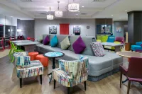Home2 Suites by Hilton Charleston Airport/Convention Center - parking