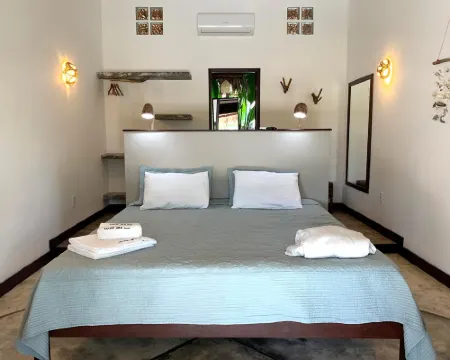 Family Suit with Two Rooms and 4 Beds Near by the Beach Hotels in Beberibe