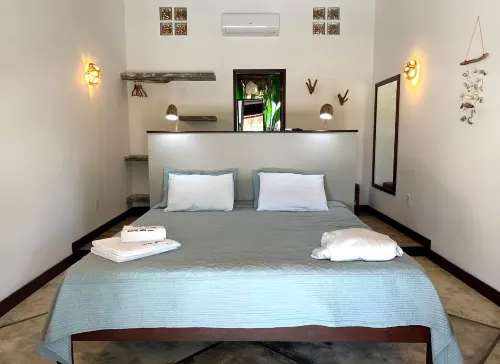 Family Suit with Two Rooms and 4 Beds Near by the Beach Hotels in Beberibe