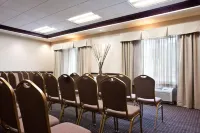 Holiday Inn Express & Suites Chicago West-O'Hare Arpt Area Hotels in Westchester
