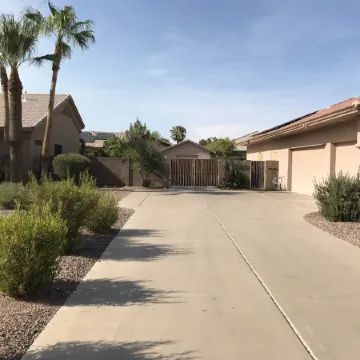 Large Upscale Vacation Home in Coyote Ranch with Private Pool and RV parking