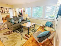 Central Location  Beach Access BBQ  Patio Cottage Hotels in Long Beach