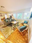 Central Location  Beach Access BBQ  Patio Cottage
