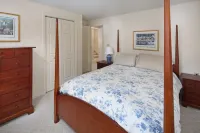 Riverfront Bretton Woods Home - A/C, Wifi, Private, Quiet, Views, LOCATION!!