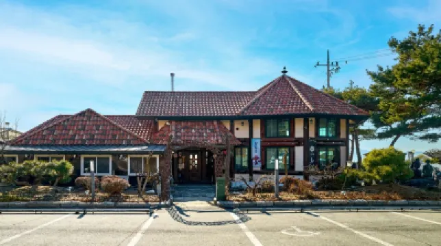 江華美麗日落旅館 鄰近寶雲寺的酒店