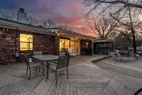 "The Bobby", Lake Hamilton, Hot Tub, Firepit, Kayaks, Pedal Boat, Boat Dock