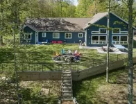 Luxury Eagle River Chain Home- Trail access, Free Firewood, & High Speed WIFI!