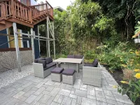 Cozy Downtown Condo(Dog Friendly) 3.5 Blocks to Beach.1 block to Washington Mall
