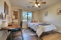 Panoramic Views & Hot Tub! Joshua Tree Sunset Vista