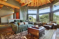 Romantic Lodge in Point Reyes-Inverness: Picturesque Retreat