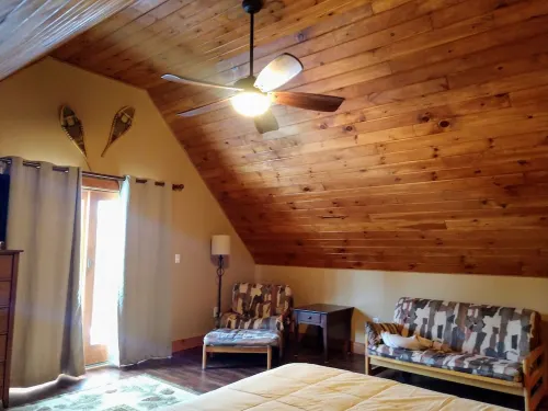 McKenzie Mtn Way Chalet