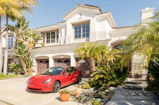 Luxe family home w/ 116 inch theatre, near beach w/ private yard & EV chargers