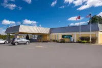 Suburban Studios Syracuse Fairgrounds Hotels in Baldwinsville