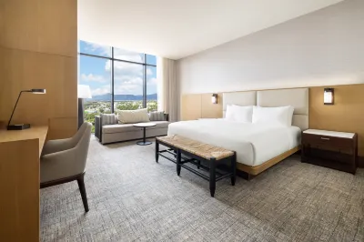 Hotel Santiago, Curio Collection by Hilton Hotel a 