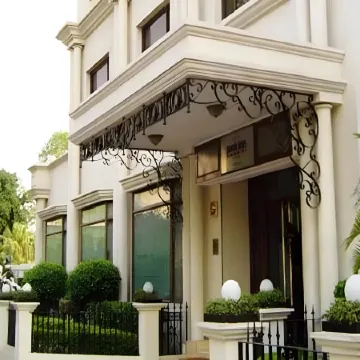 La Place Sarovar Portico Lucknow