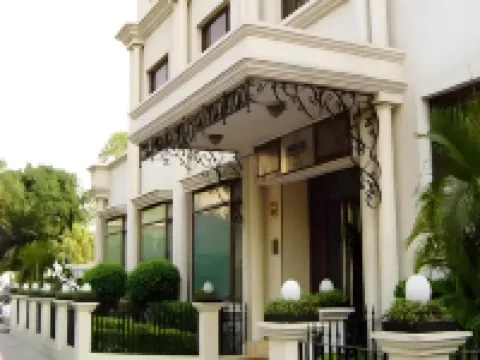 La Place Sarovar Portico Lucknow