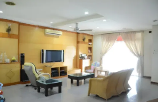 Jiaxin Homestay Desa Terbau