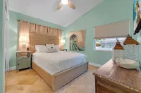 BooKey · Luxury Florida Keys Home in Paradise · Pool,Dockage, Hot Tub, Sleeps 12