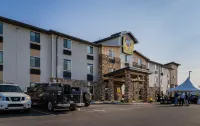 My Place Hotel-Marion, Oh Hotel dekat Stengel True Museum