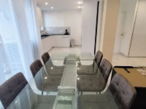 L'Exclusif - Paris - Neuilly - Levallois 塞納河畔訥伊酒店