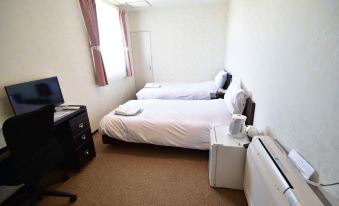 Sakura Hotel Oami