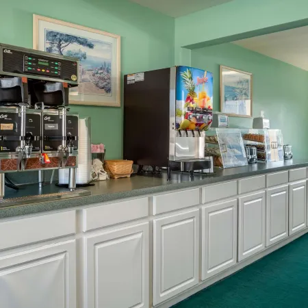 Rodeway Inn & Suites
