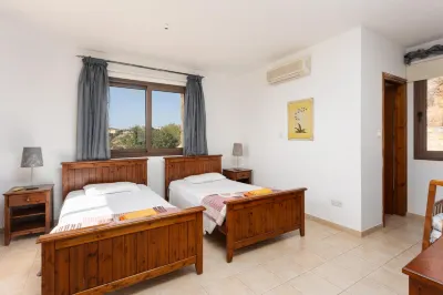 Villa Heaven Hotel di 
