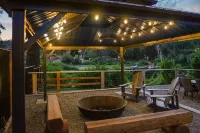 Cowichan Lake Cottages -Riverside Hoteles en Cowichan Valley