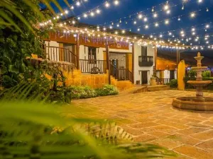 호텔 이카수아 이 센트로 데 콘벤시오네스