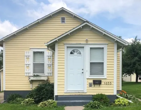 Home in Devils Lake Отели в г. Девилс Лейк