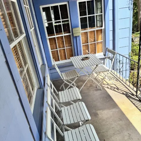Charming 3-2 bedroom bungalow, WiFi, central AC, central Austin. Walkable!
