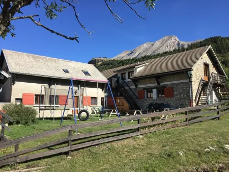 Gîte "the Pic Pierroux" Отели в г. Сент-Этьен-ан-Деволюи