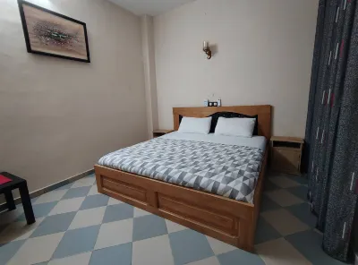 Deluxe King-Size Bed Room In Akpakpa Cotonou Benin Hotels in 