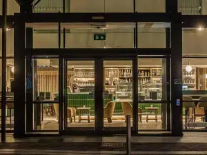 基爾肯尼霍班酒店