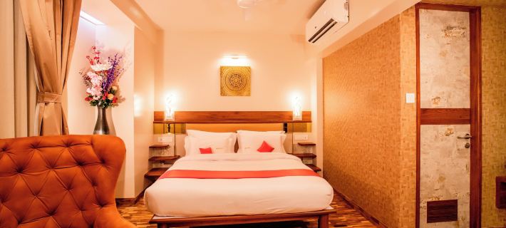 Hotel Prabha Palace Hotels in Ahmednagar