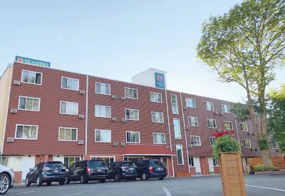 Seasons Inn Halifax Hotels in 