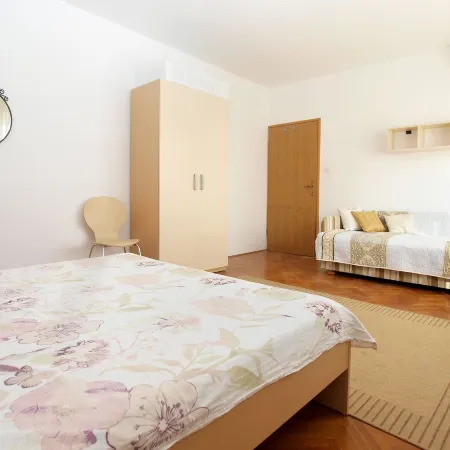 Apartment 1804