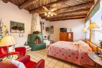 Dreamcatcher B&B Hotels in Taos