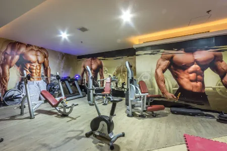 Al Muhaidb Residence Salahuddin Отели рядом со станцией Железнодорожная станция Эр-Рияда