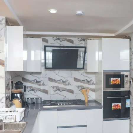 Luxecom Apartments Enjoy Comfort & Affordability!