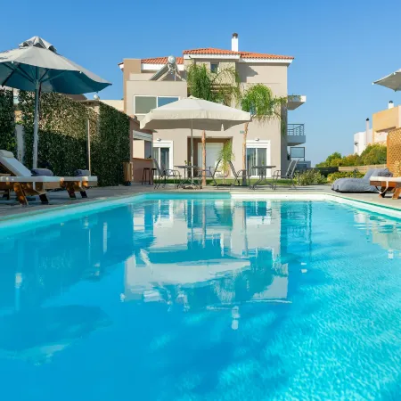 L & C Boutique Apartments