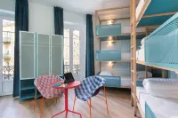 Hostel Ozz by HappyCulture