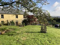 Frizenham Farmhouse B&B Hotels in Torrington