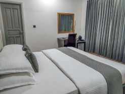 Turtle Inn Dharavandhoo