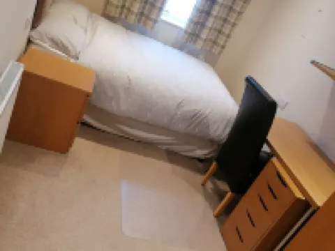 92 Seaford Street Hotels near Staffordshire University