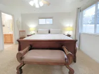 Come Enjoy the Hideout! Hotels near Christ Church
