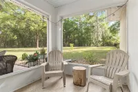 Relaxing 4Br & 2BA on Quiet 2 Acres • Fenced Backyard • Game Room • 7 mi to Wec Hotels near Spruce Creek Preserve Guard